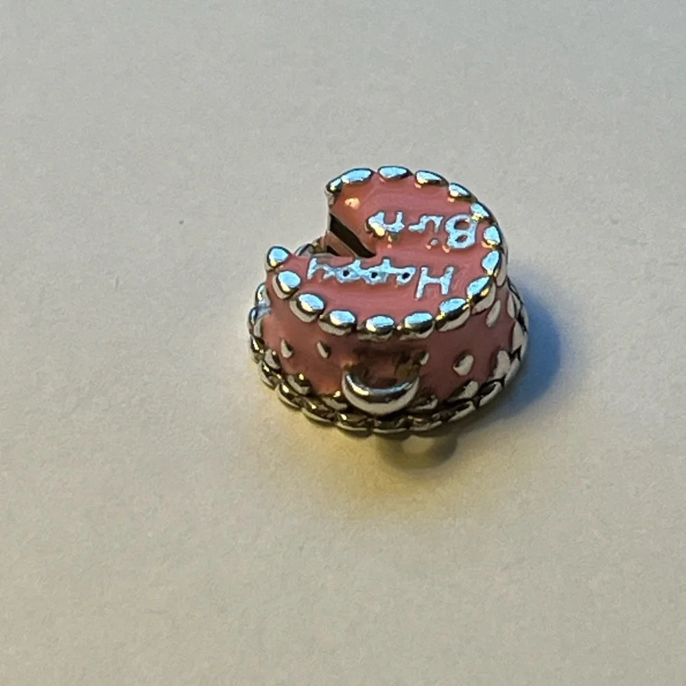 Adorable james avery enamel birthday cake charmππππππππ - Picture 3 of 6